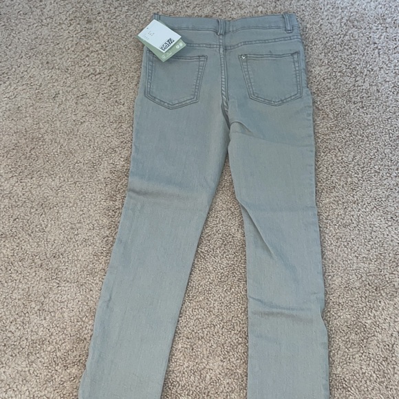 H&M 20% Recycled Cotton Jeans Size 6 Gray - Picture 2 of 5